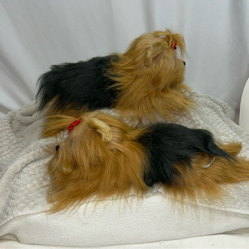 Yamiko‎ classics Collectible Plush Yorkshire Terrier Set - Picture 4 of 8